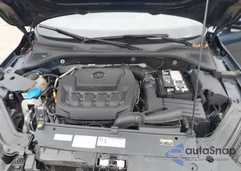 2020 Volkswagen Passat 2.0T Se z USA, uszkodzony, nr VIN 1VWSA7A39LC007097